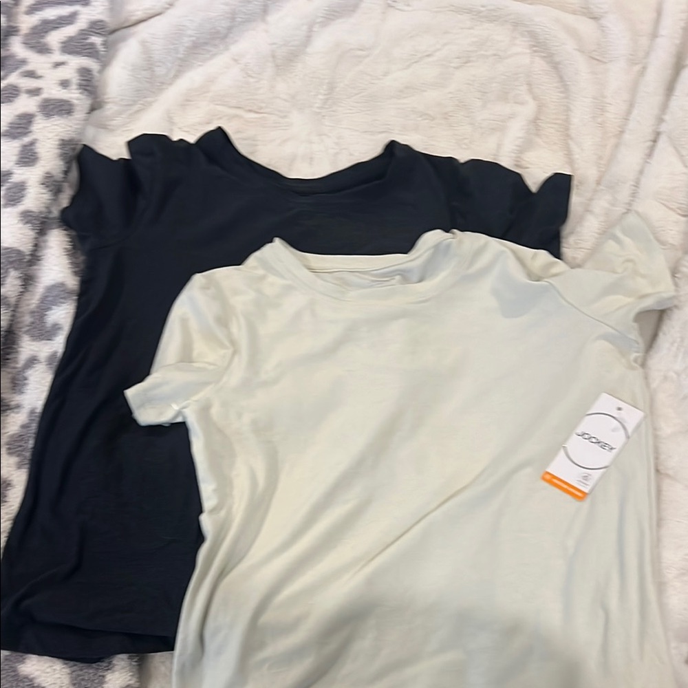 Jockey Black and Cream active Short Sleeve Tees